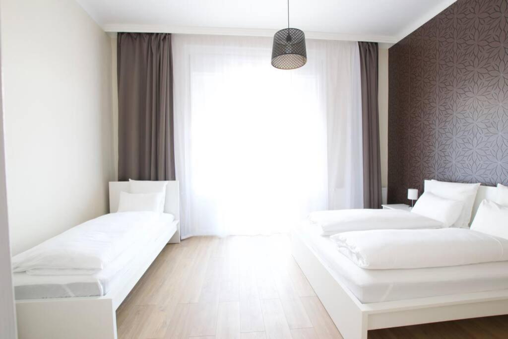 Premium Apartment By Hi5 - Astoria 4 Bedroom بودابست المظهر الخارجي الصورة